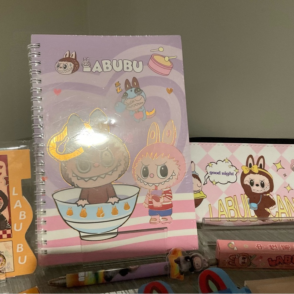 Labubu Stationery Bundle - Picture 4 of 7